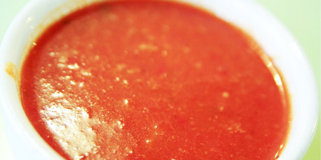 Make tasty, natural nutrition filled tomato puree at home in under 15 minutes.